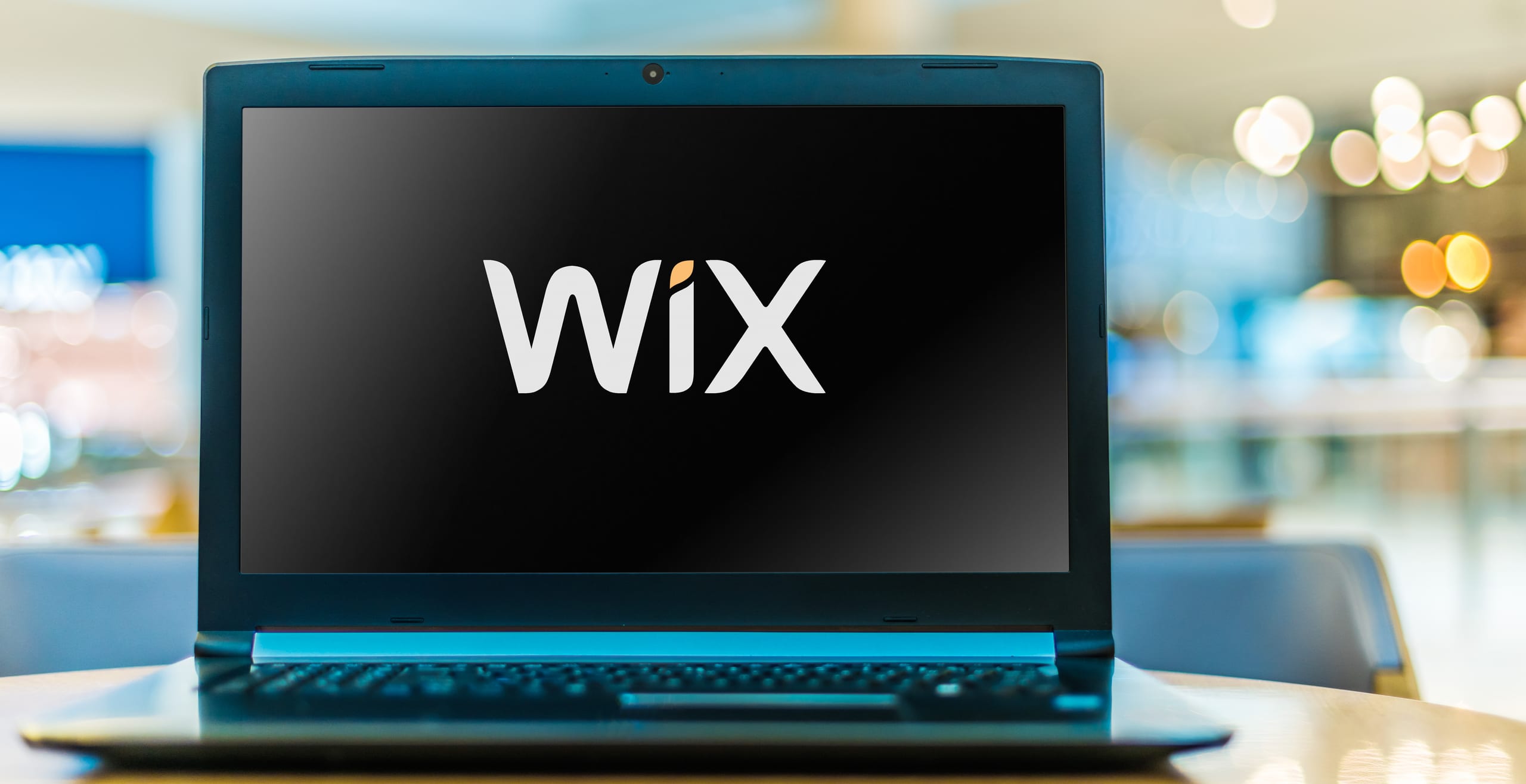 Portatile con il logo di Wix sullo schermo